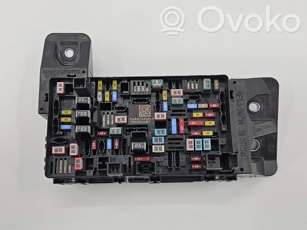 Ram 1500 DT Módulo de fusible 