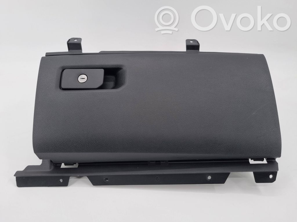 Ram 1500 DT Daiktadėžės (bordačioko) komplektas 