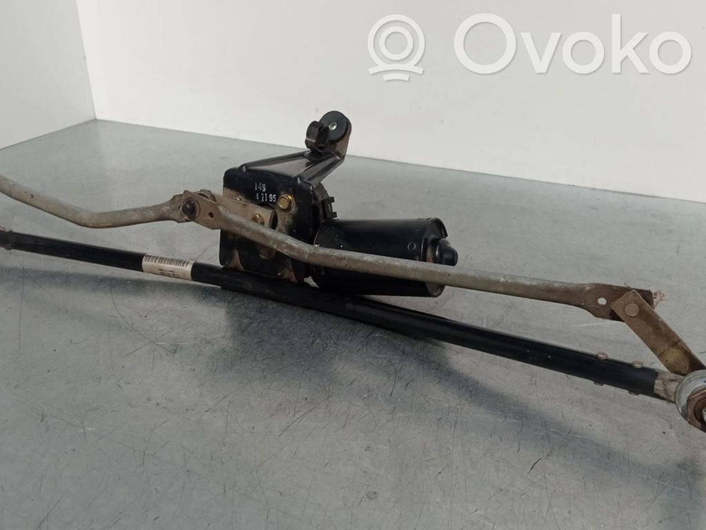 Renault Rapid Front wiper linkage and motor 