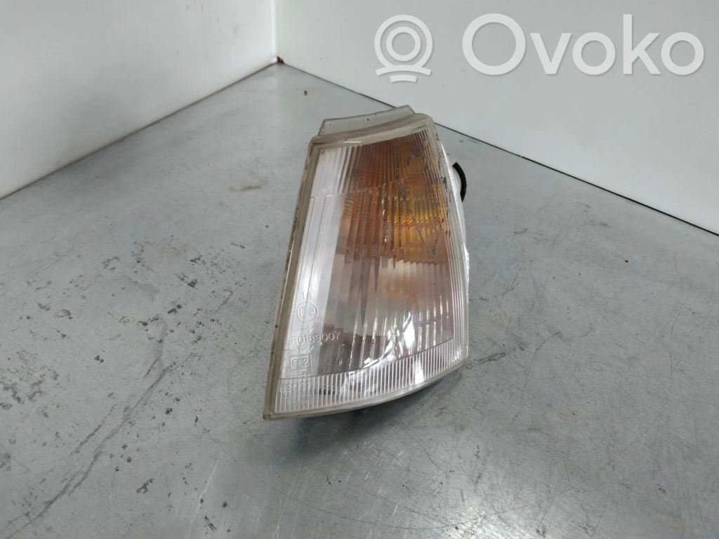 Renault Clio I Front indicator light 