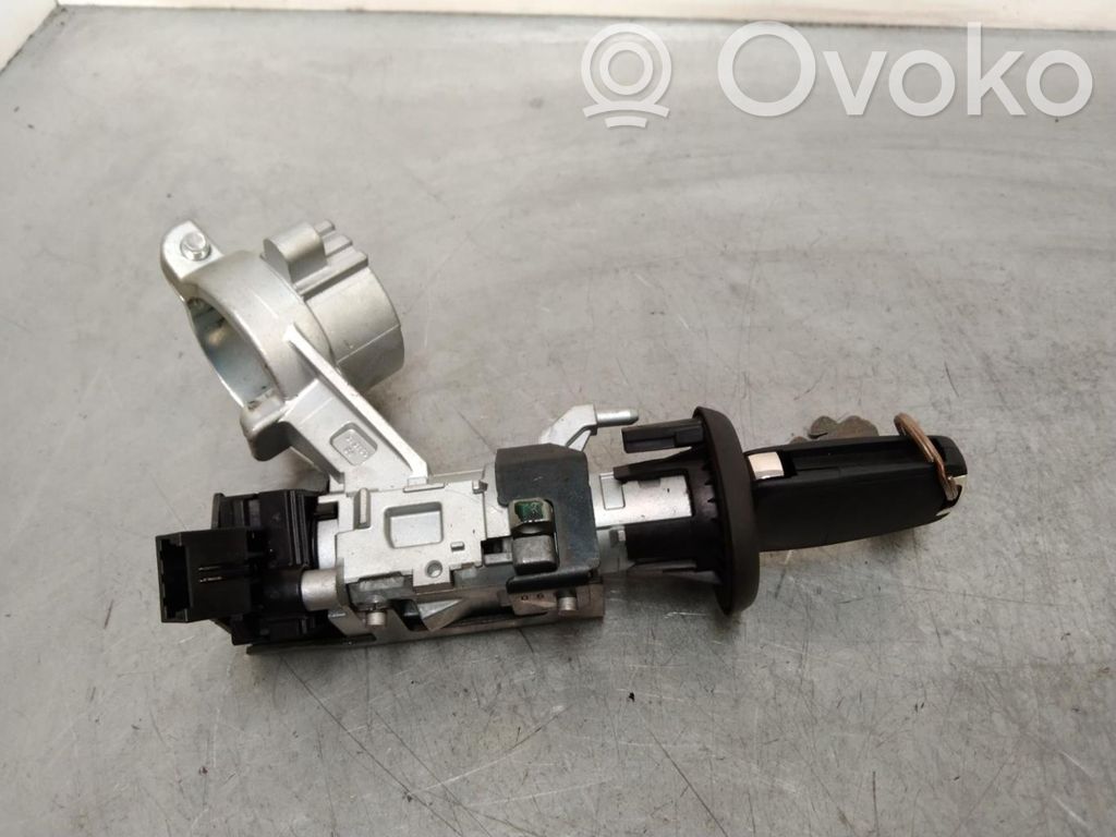 Opel Meriva B Užvedimo spynelė 