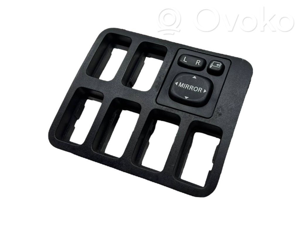 Wing mirror switch   183575