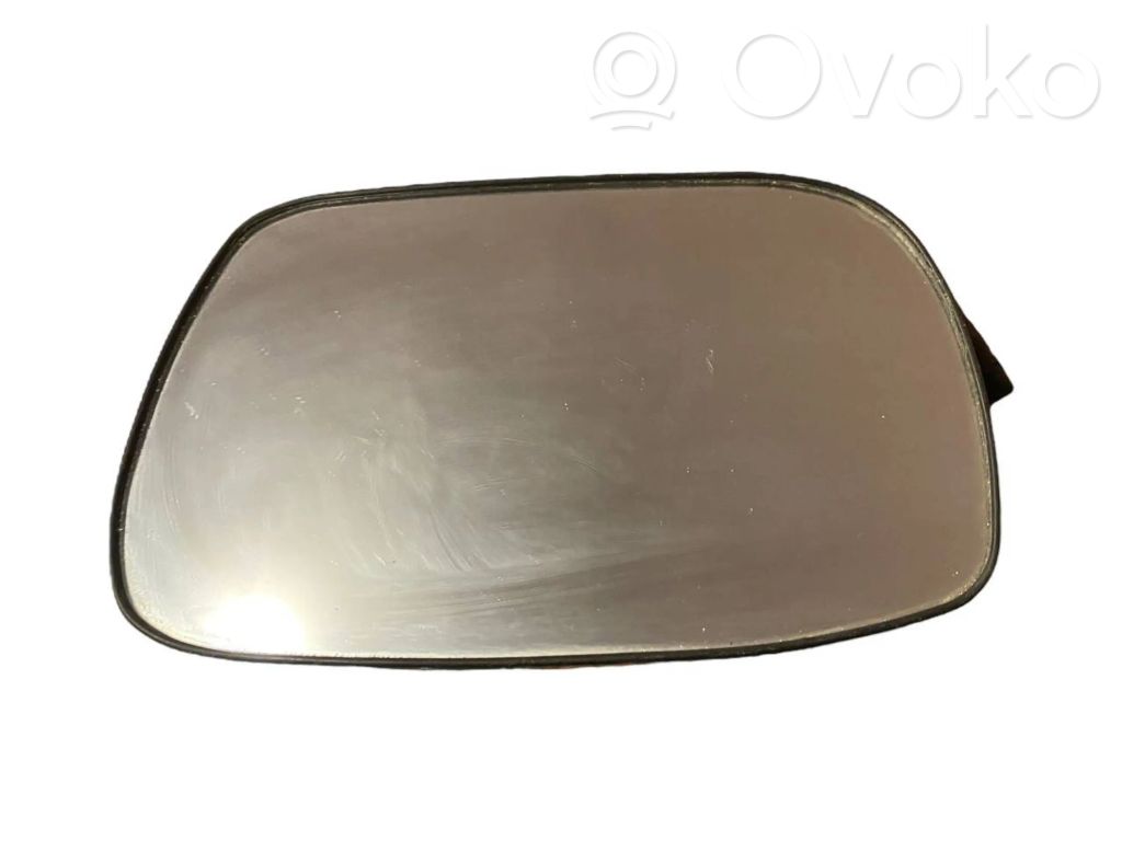 Toyota Yaris Verre de rétroviseur latéral 