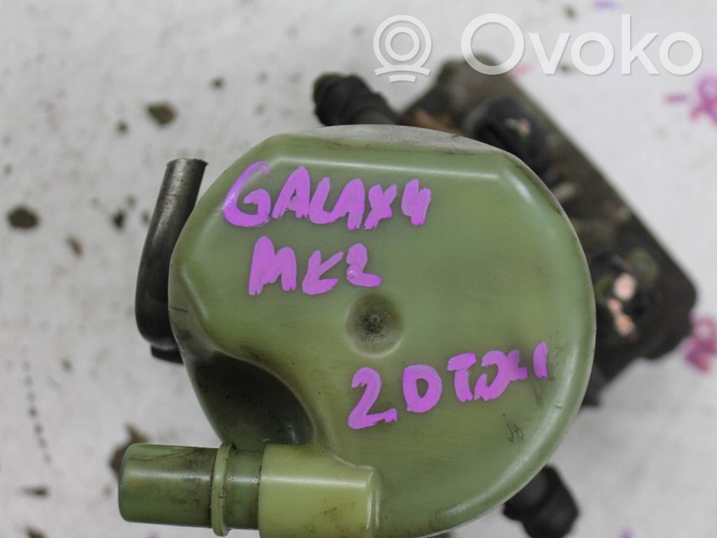 Ohjaustehostimen pumppu   6G913K514AL,041209