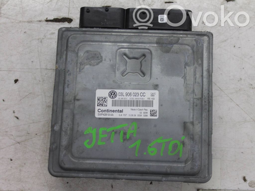 Volkswagen Jetta V Engine control unit/module 