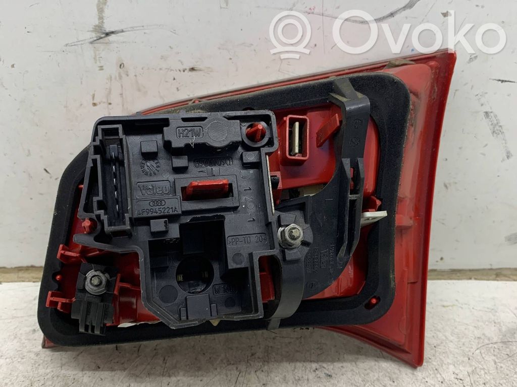Audi A6 S6 C6 4F Takaluukun takavalot 