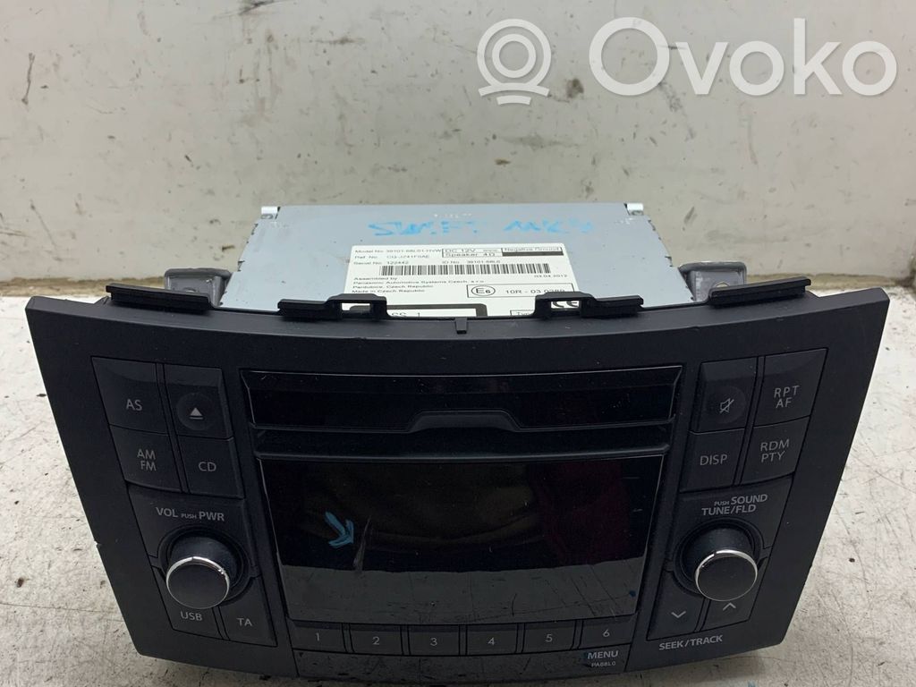 Suzuki Swift II Panel / Radioodtwarzacz CD/DVD/GPS 