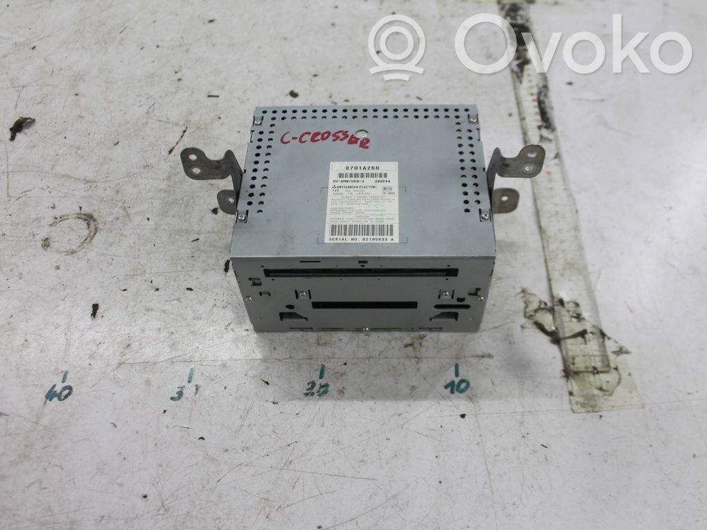Panel / Radioodtwarzacz CD/DVD/GPS   8701A260,82195633A,DY6MW7U593,34U244