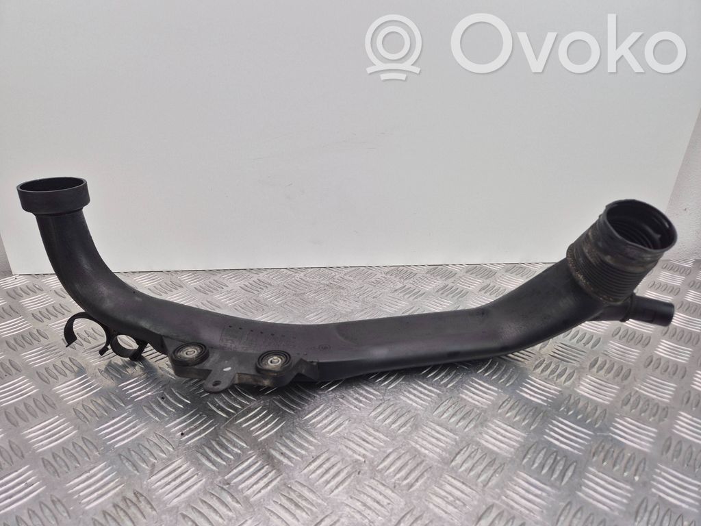 BMW 3 E90 E91 Air intake duct part 