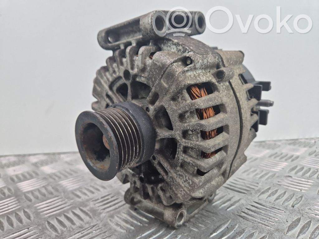 Mercedes-Benz Sprinter W907 W910 Alternator 