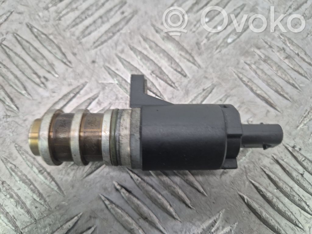BMW 3 F30 F35 F31 Zawór sterujący / Ustawienia wałka rozrządu 
