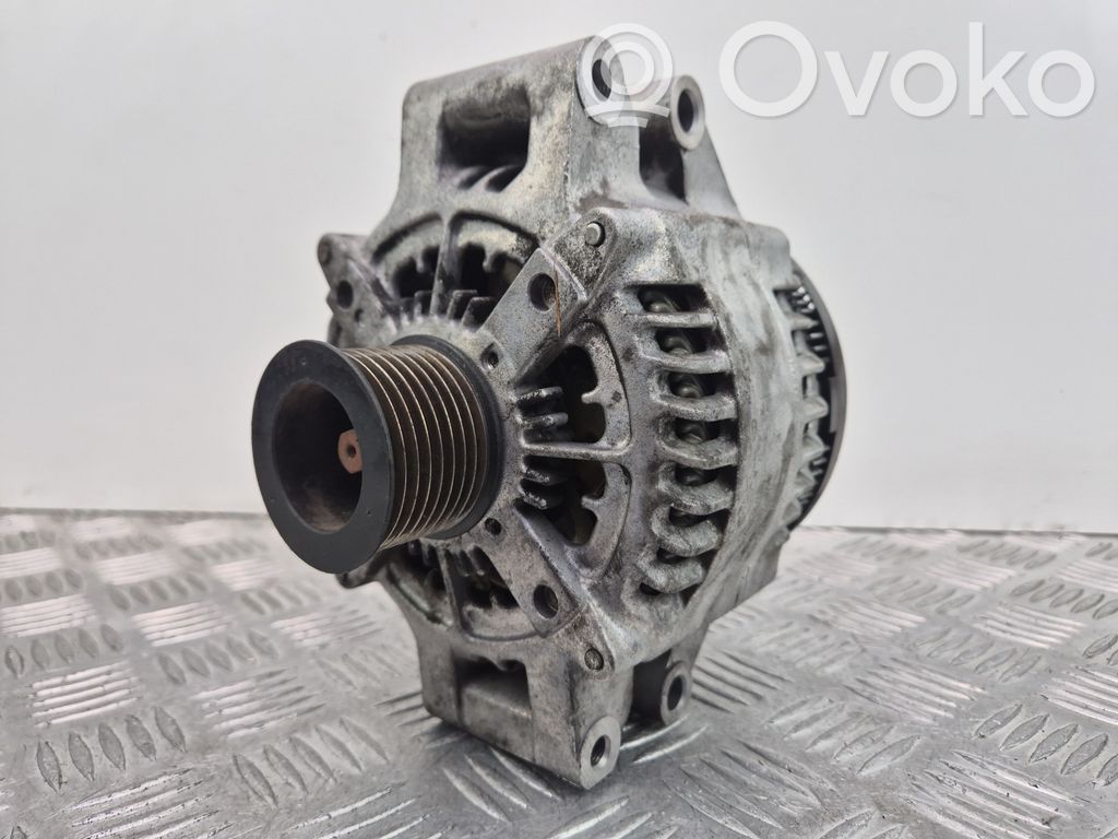 BMW 5 F10 F11 Ģenerators 