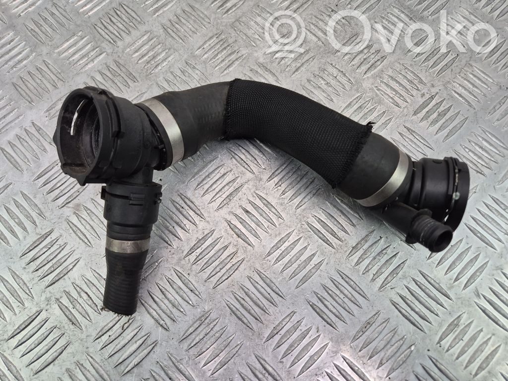 BMW X5 E70 Engine coolant pipe/hose 