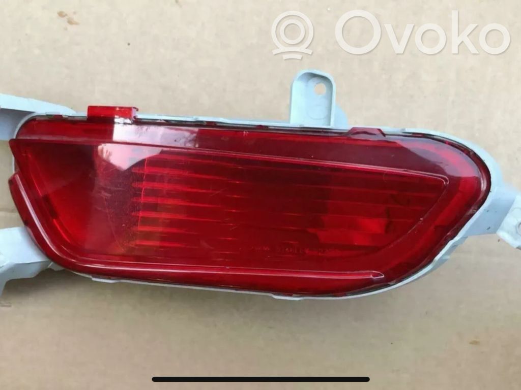 Mazda CX-3 Задний бампер фонарь 