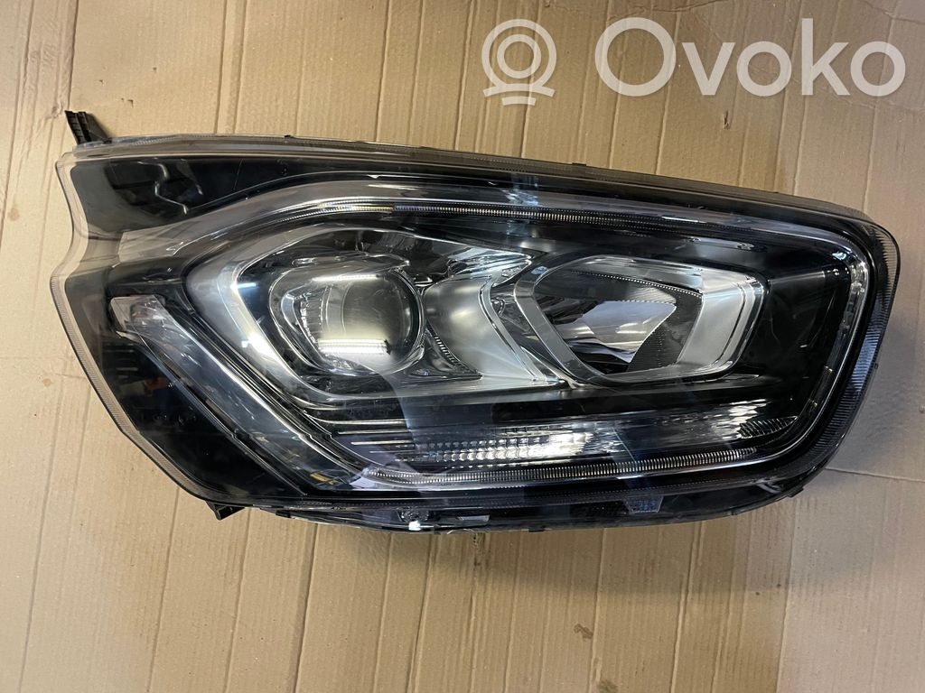 Ford Transit Custom Headlight/headlamp 
