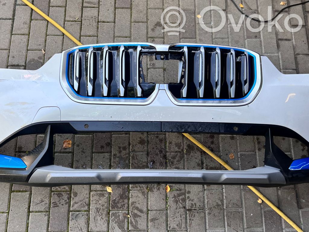 BMW iX Etupuskuri 