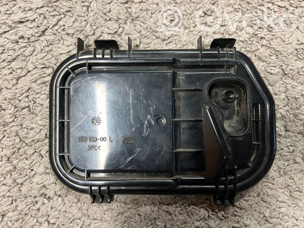 Audi A6 S6 C6 4F Deckel Abdeckung Scheinwerfer 
