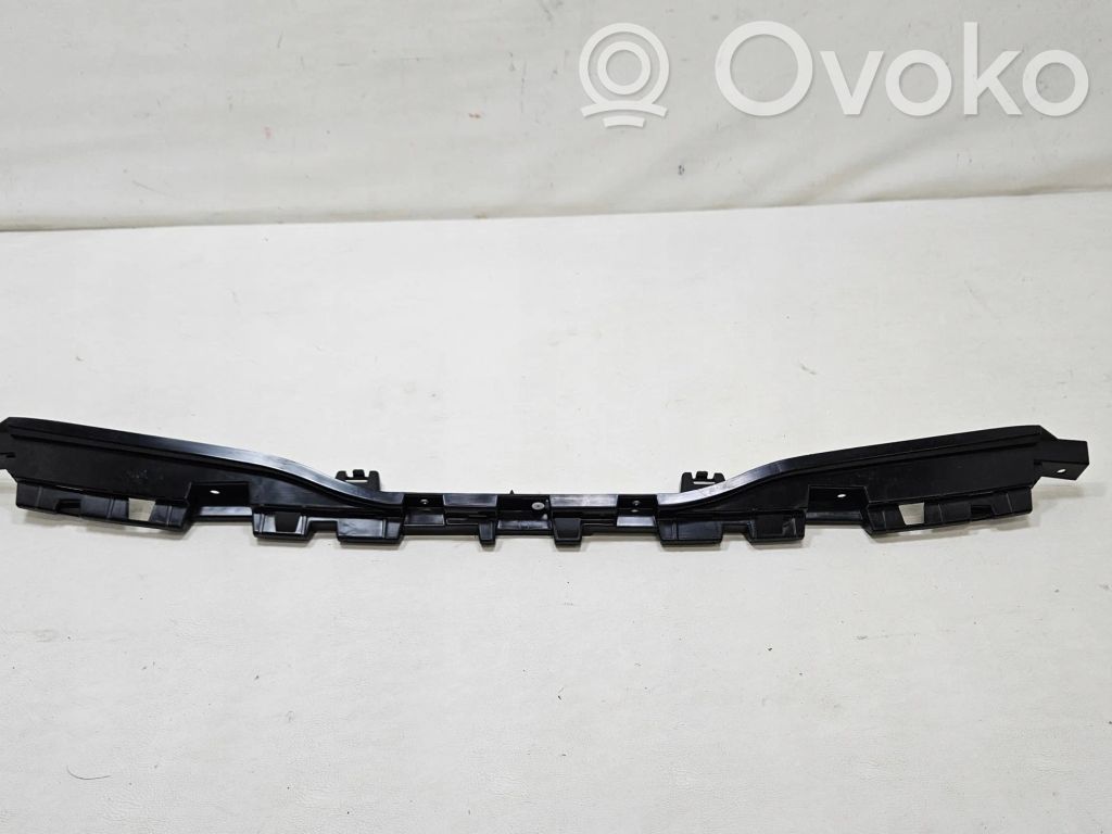 Rear bumper mounting bracket   EM2B17C871A