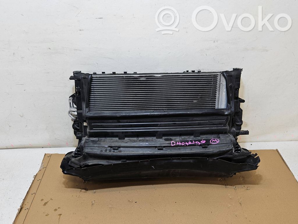 Volvo V40 Set del radiatore 
