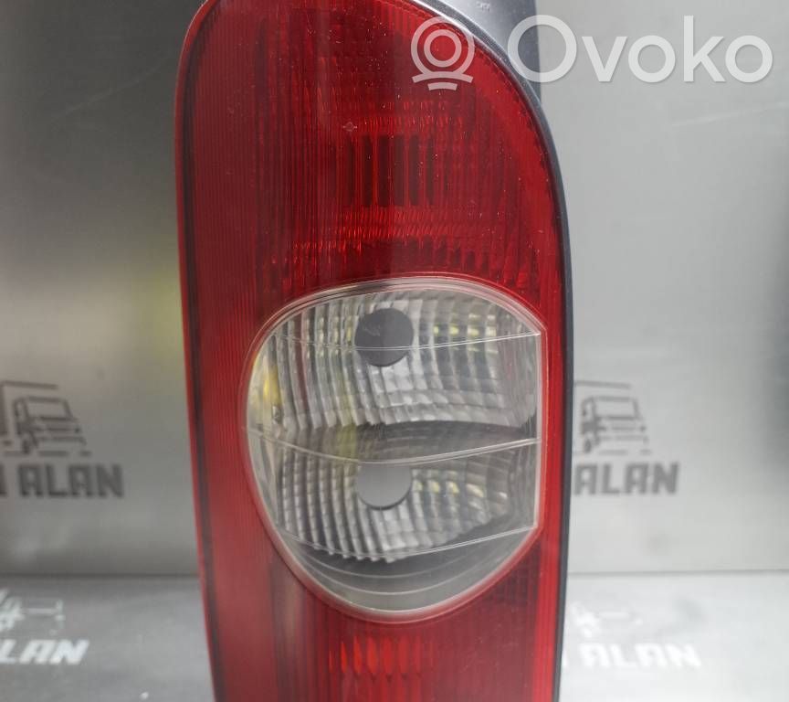 Renault Master II Galinis žibintas kėbule 