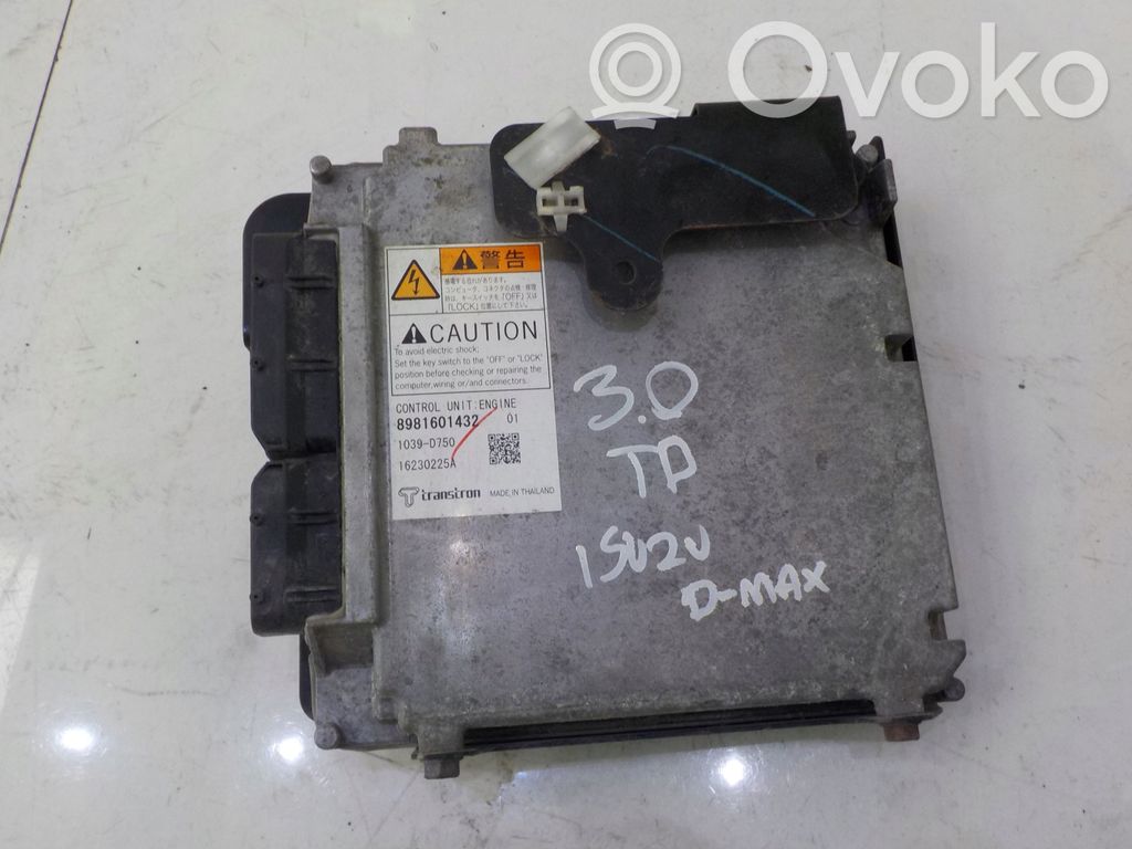 Isuzu D-Max Engine control unit/module 