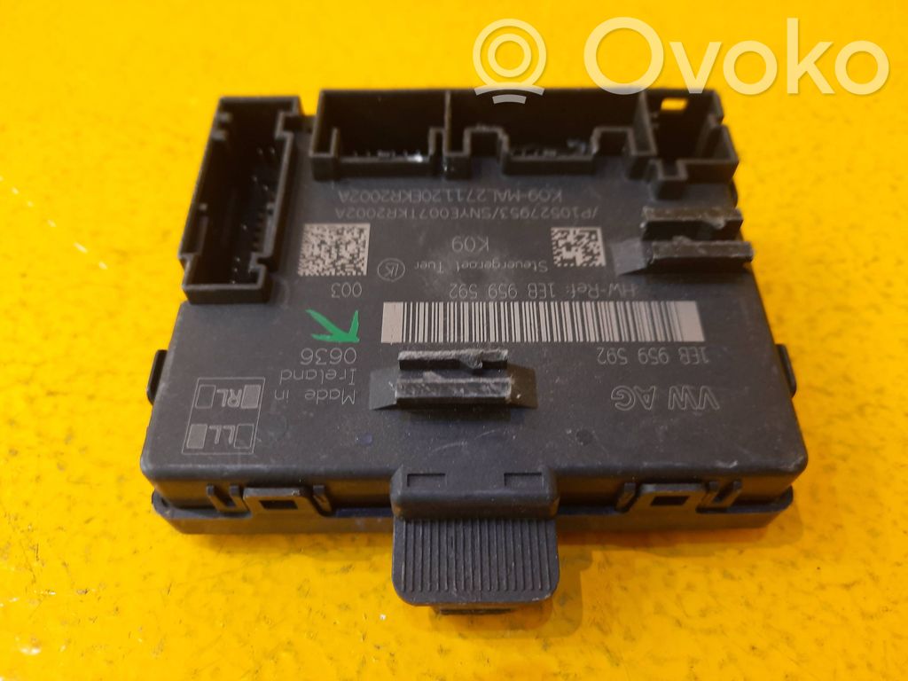 Skoda Enyaq iV Door control unit/module 