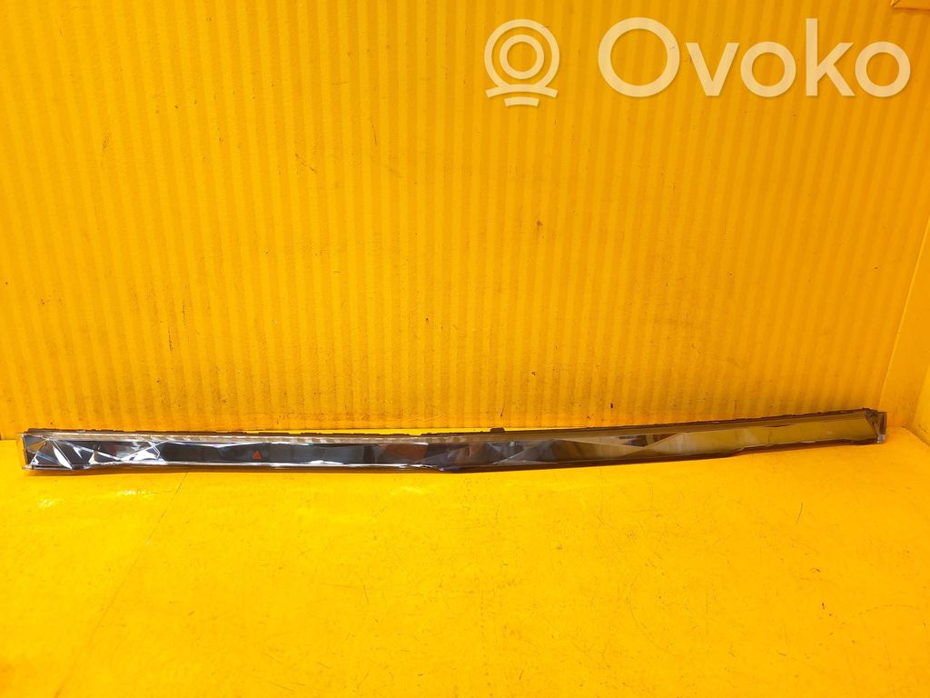 BMW 7 G70 Dashboard center trim panel 