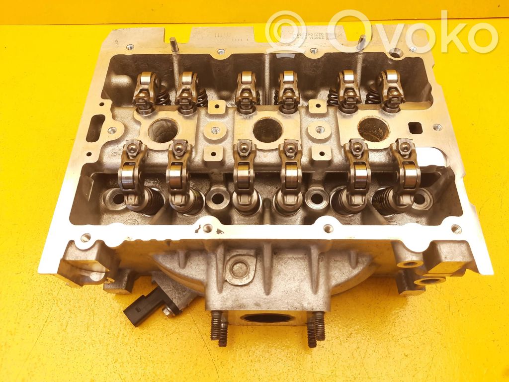 Skoda Fabia Mk3 (NJ) Engine head 