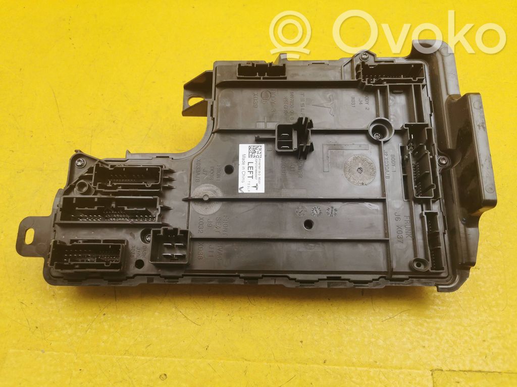 Other control units/modules   149784739D