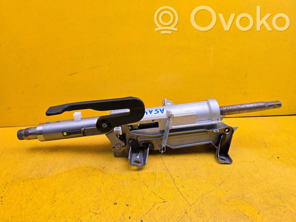 Ohjauspyörän akseli   8W0419065