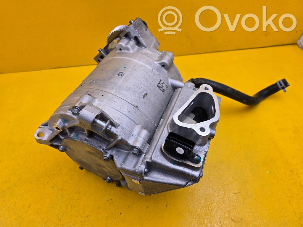 Lynk & co 01 Elektromobilio variklis 