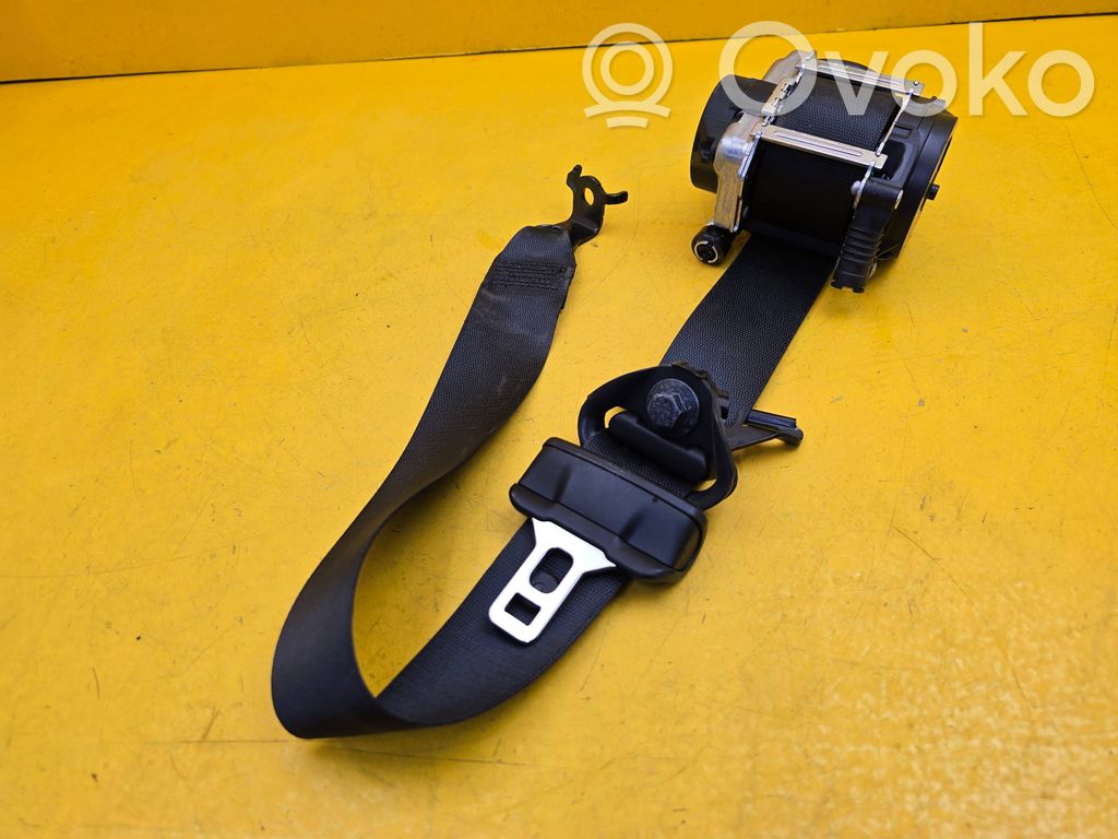Lynk & co 01 Cinturón delantero 
