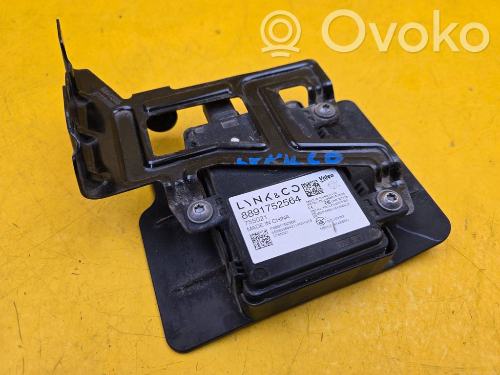 Lynk & co 01 Distronic sensor radar 