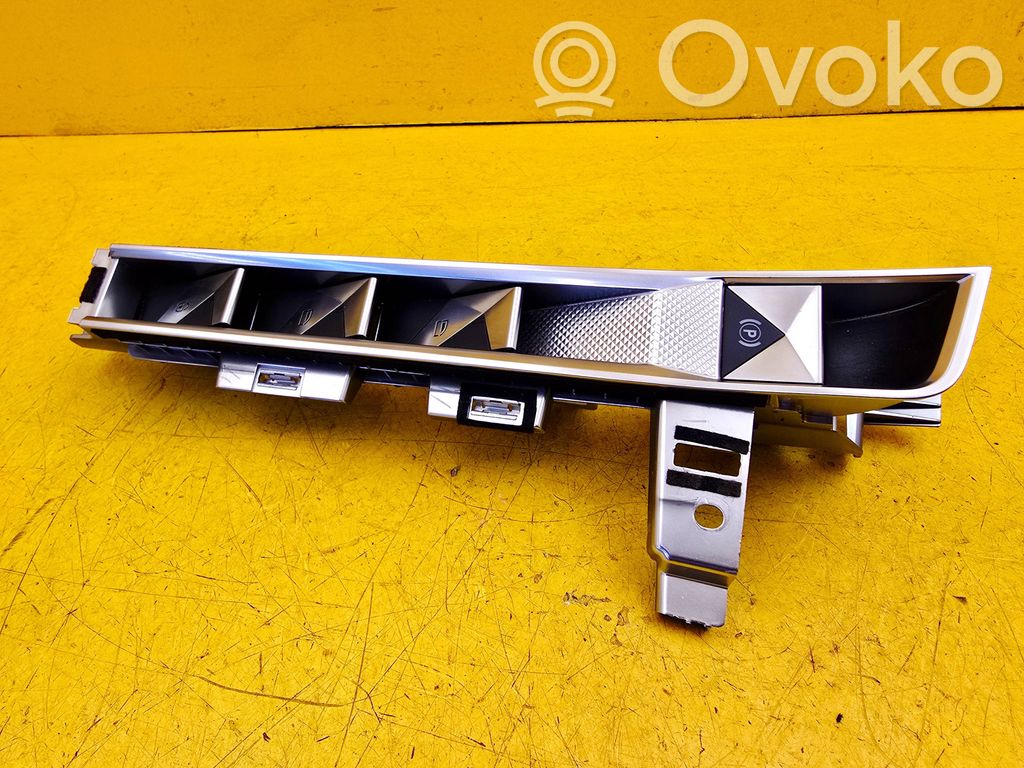 Citroen DS7 Crossback Electric window control switch 