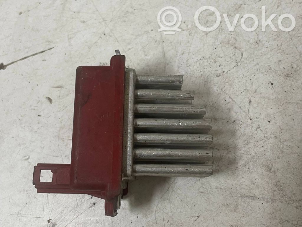 Volkswagen Golf IV Rezystor / Opornik dmuchawy nawiewu 