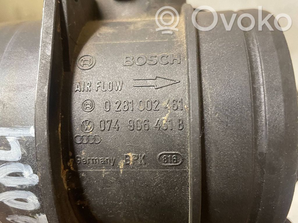 Audi A4 S4 B7 8E 8H Przepływomierz masowy powietrza MAF 