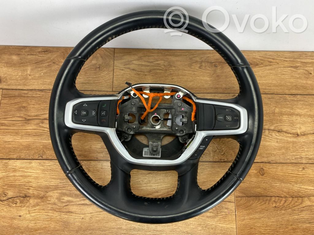Ohjauspyörä   5YK252X7AF