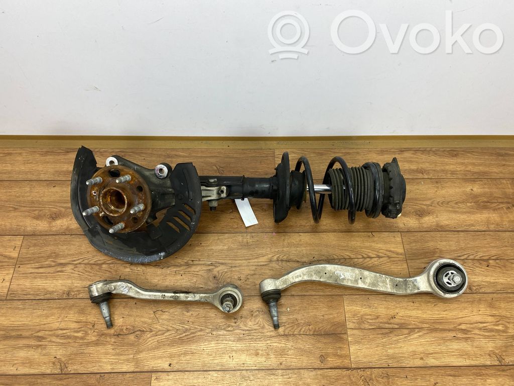 Chevrolet Camaro Front wheel hub spindle knuckle 