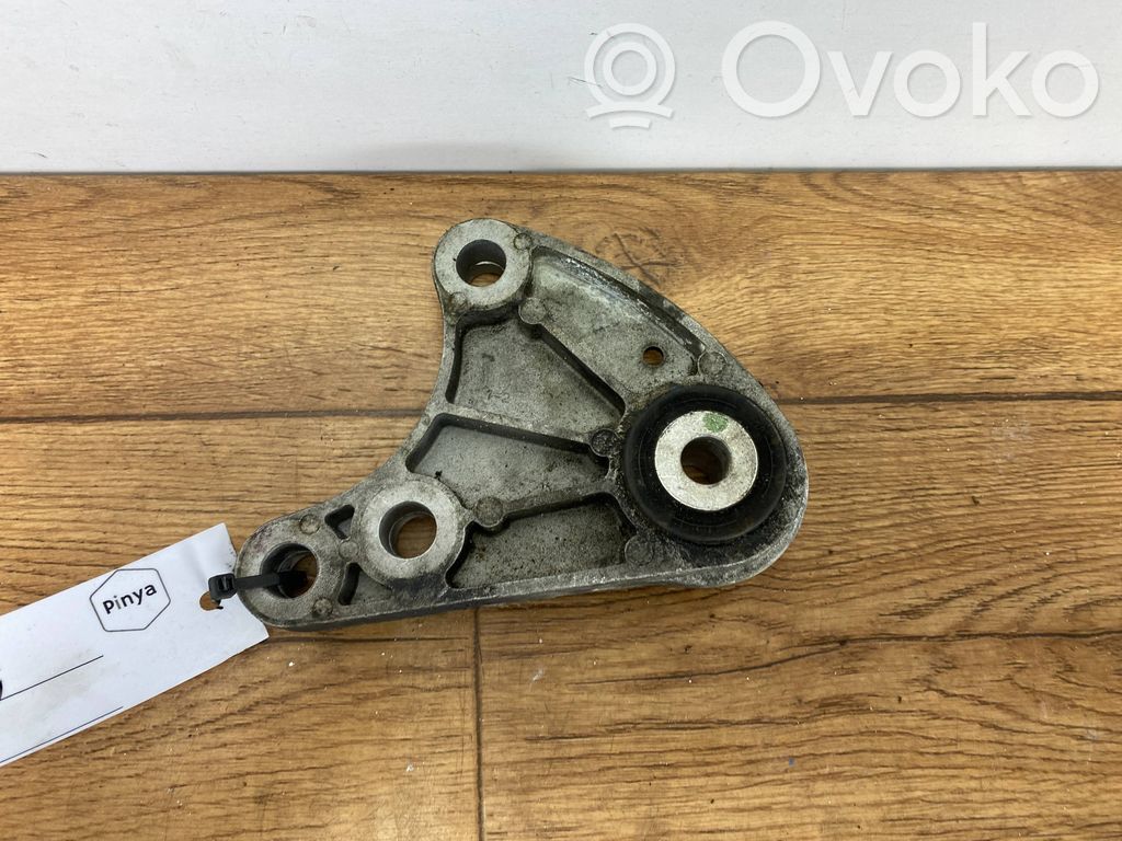 Engine mounting bracket   JX616P093FCPI,JX616P093FC