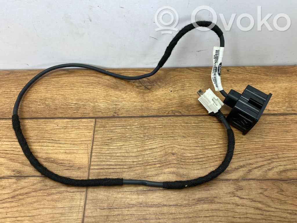 Ford Escape IV Enchufe conector USB 