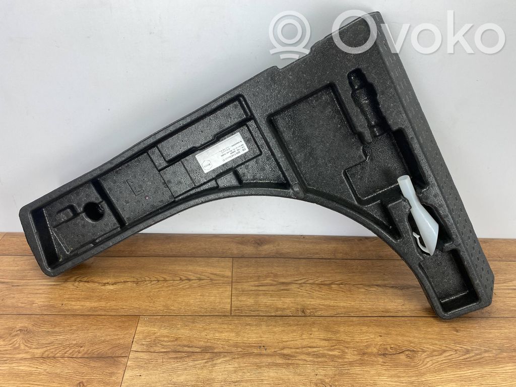 Podłoga bagażnika   LJ6BS310B17ABP,LJ6BS310B17AB