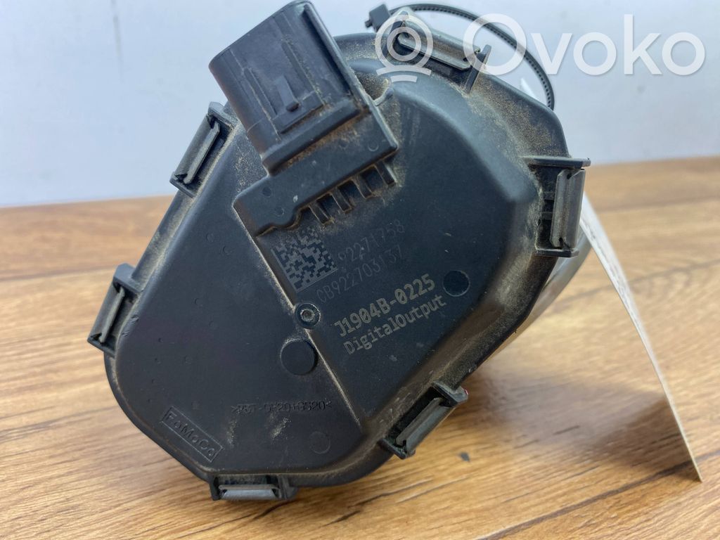 Ford Explorer VI Throttle body valve 