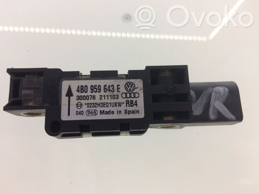 Sensor impacto/accidente para activar Airbag   4B0959643E