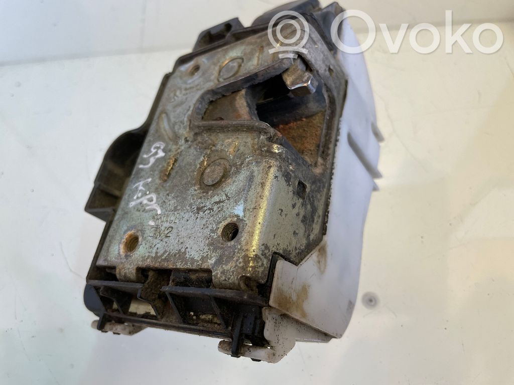 Volkswagen Golf III Front door lock 