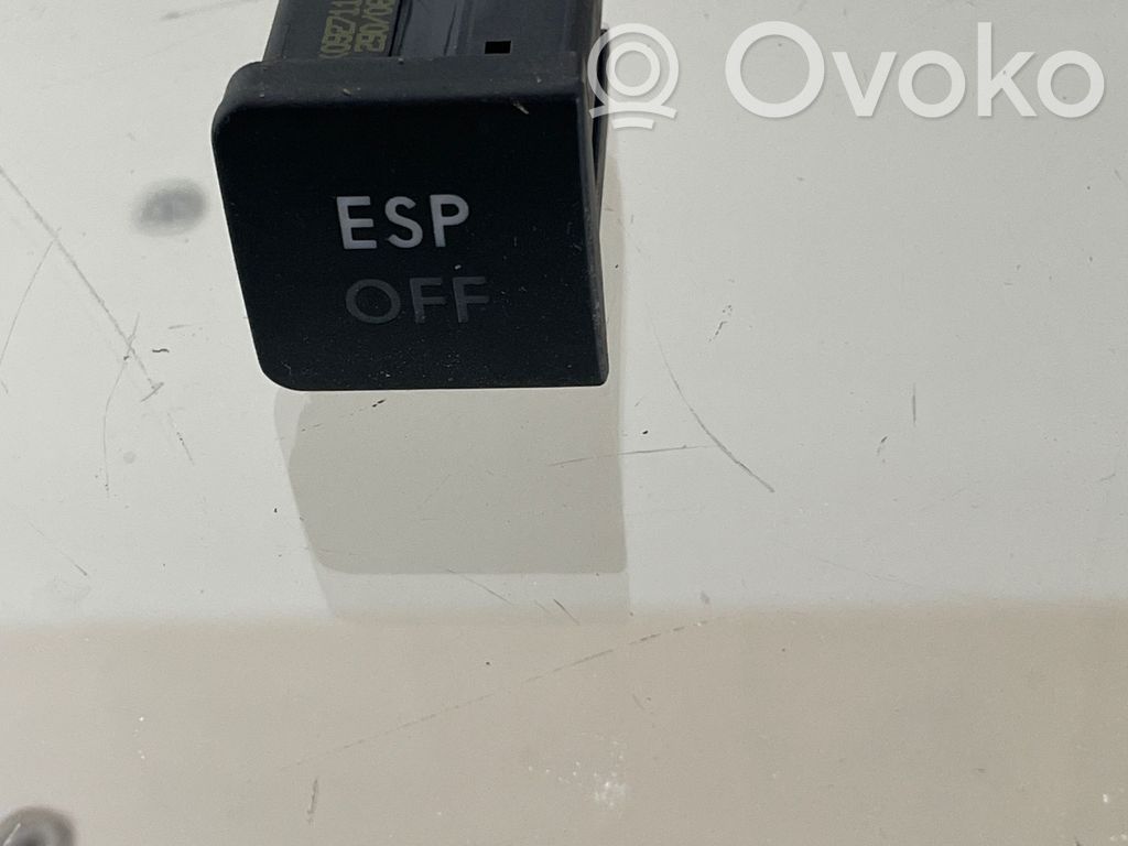 Volkswagen Golf V ESP (stability program) switch 