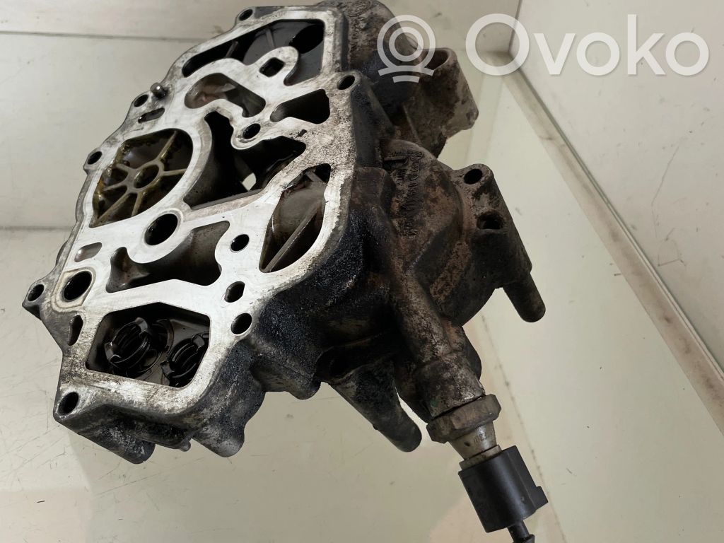Audi A6 S6 C6 4F Oil filter mounting bracket 