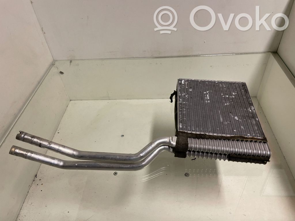 Volvo V50 Pečiuko radiatorius 