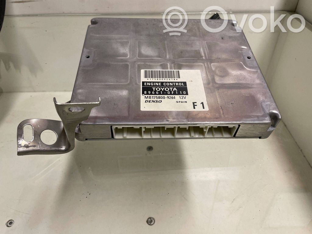 Toyota Corolla Verso AR10 Engine control unit/module 
