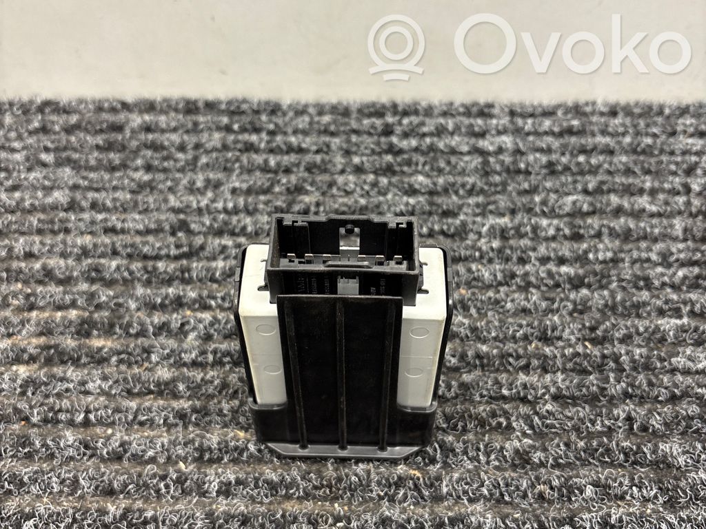BMW X6 F16 Steering rack control module 