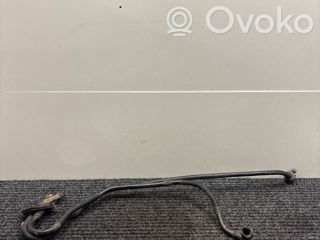 Engine coolant pipe/hose   31493033,31368971